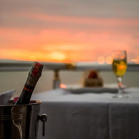 Vila Verde Beach Hotel Durrës 外观 照片
