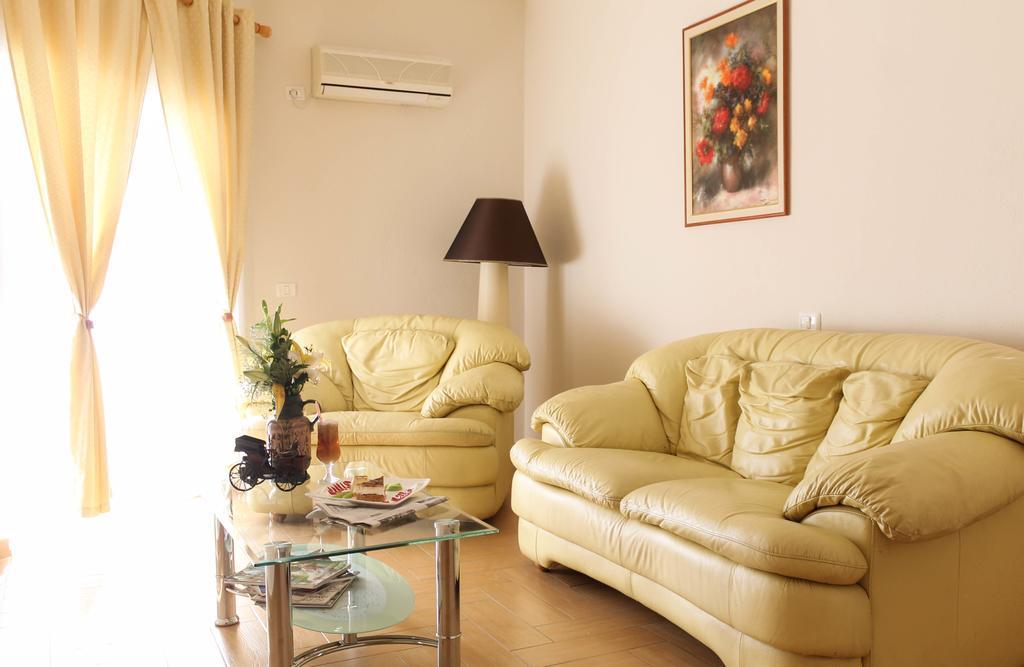 Vila Verde Beach Hotel Durrës 客房 照片
