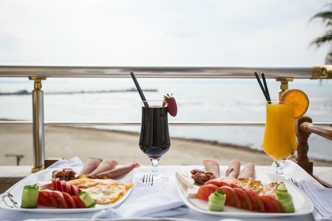Vila Verde Beach Hotel Durrës 外观 照片