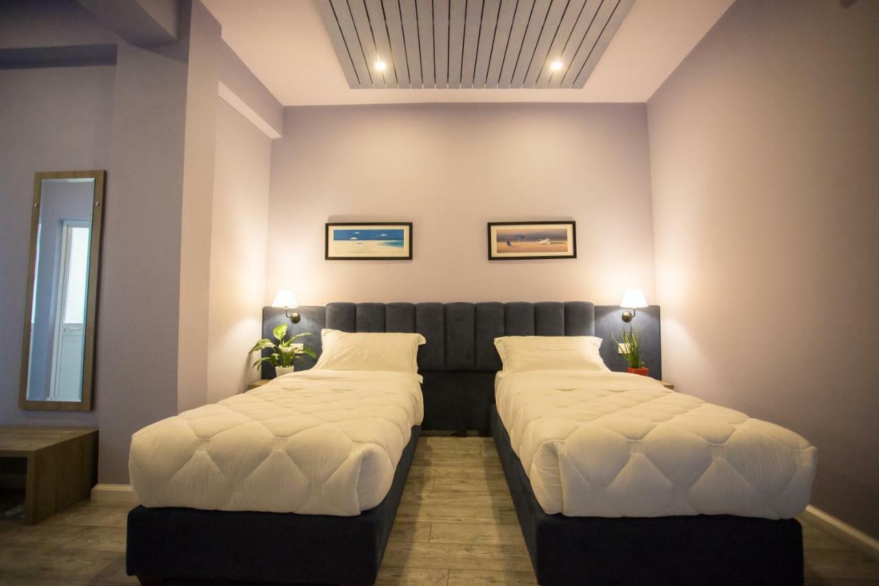 Vila Verde Beach Hotel Durrës 外观 照片