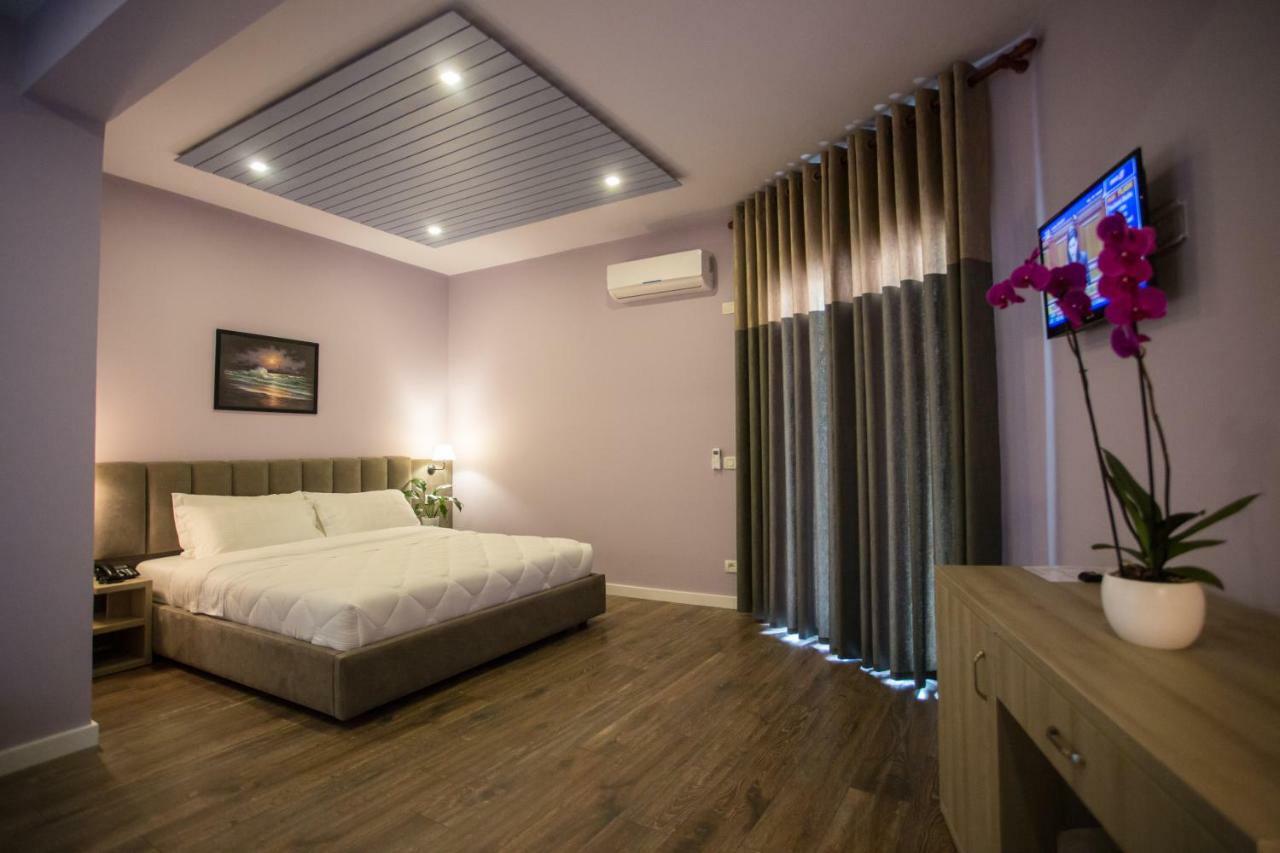 Vila Verde Beach Hotel Durrës 外观 照片
